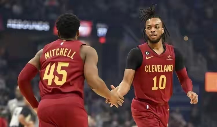 他们提前和, 魔术在这个 他们提前和, 魔术在这个